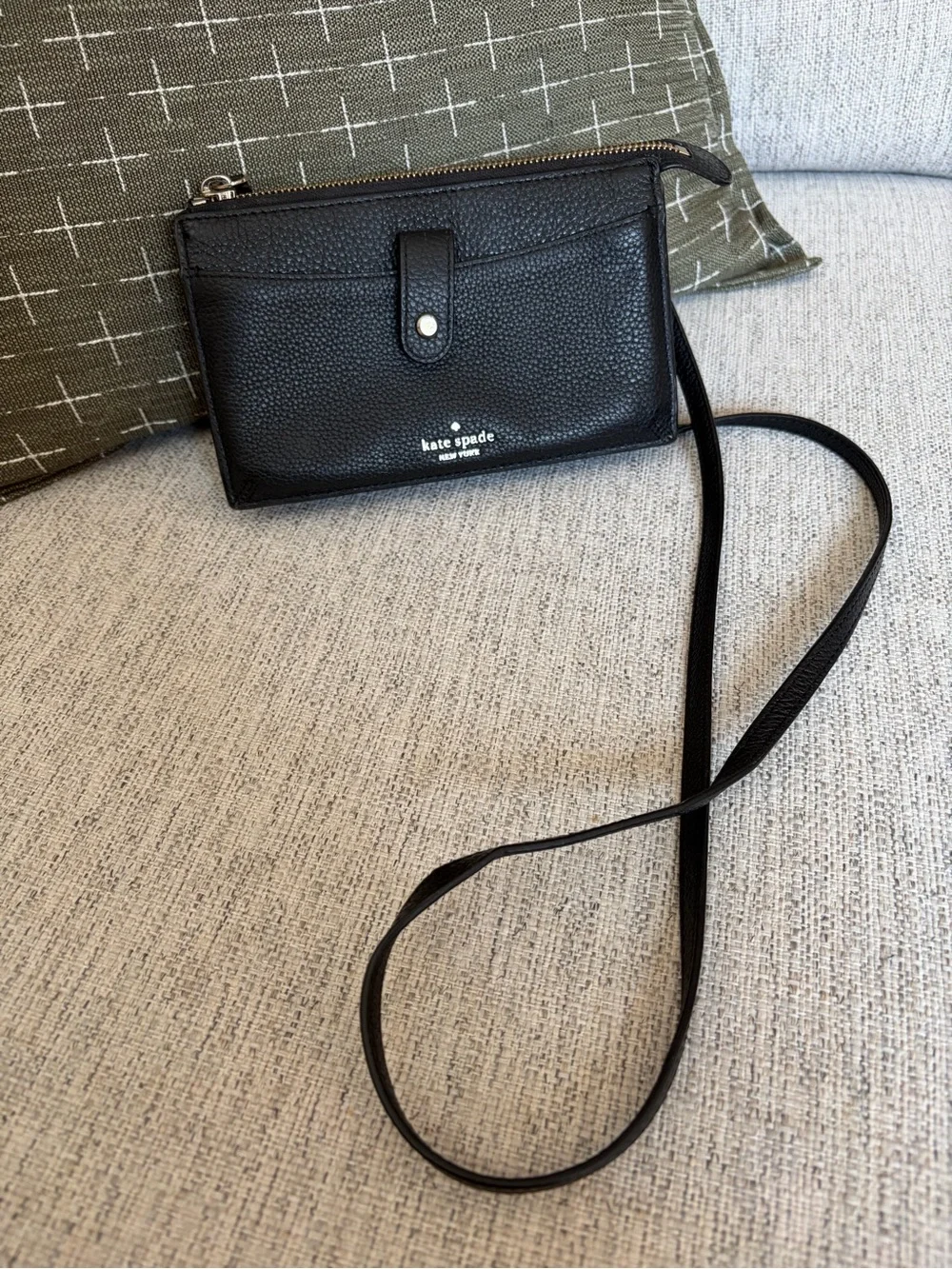 kate spade Black Pebbled Leather Crossbody Wallet Bag
